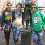 20130915_100728 Estatua Ana Frank