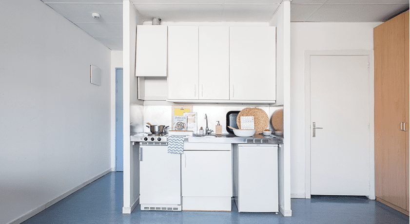 Habitaciones estudiantes resa lesseps estudio doble cocina compartida Carrussel Cabecera Desk. Ficha Hab 841x531