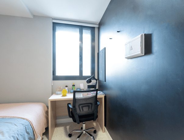 habitaciones universitarias madrid confort cama escritorio