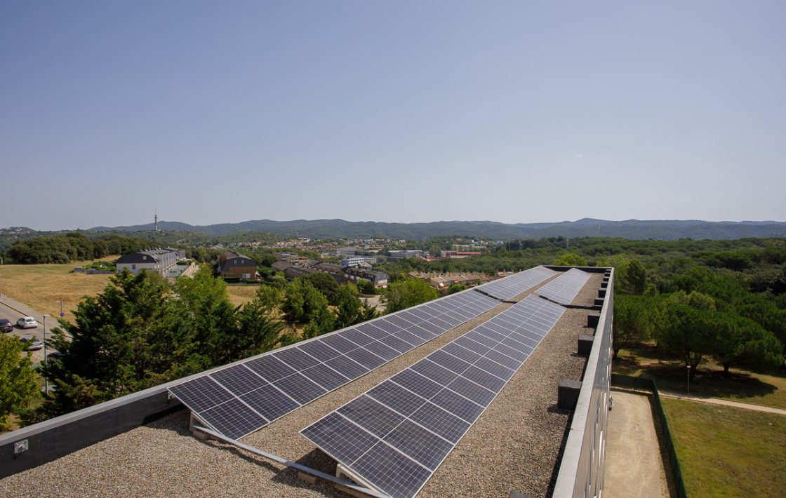 residencia universitaria resa campus de montilivi placas solares 1120x710