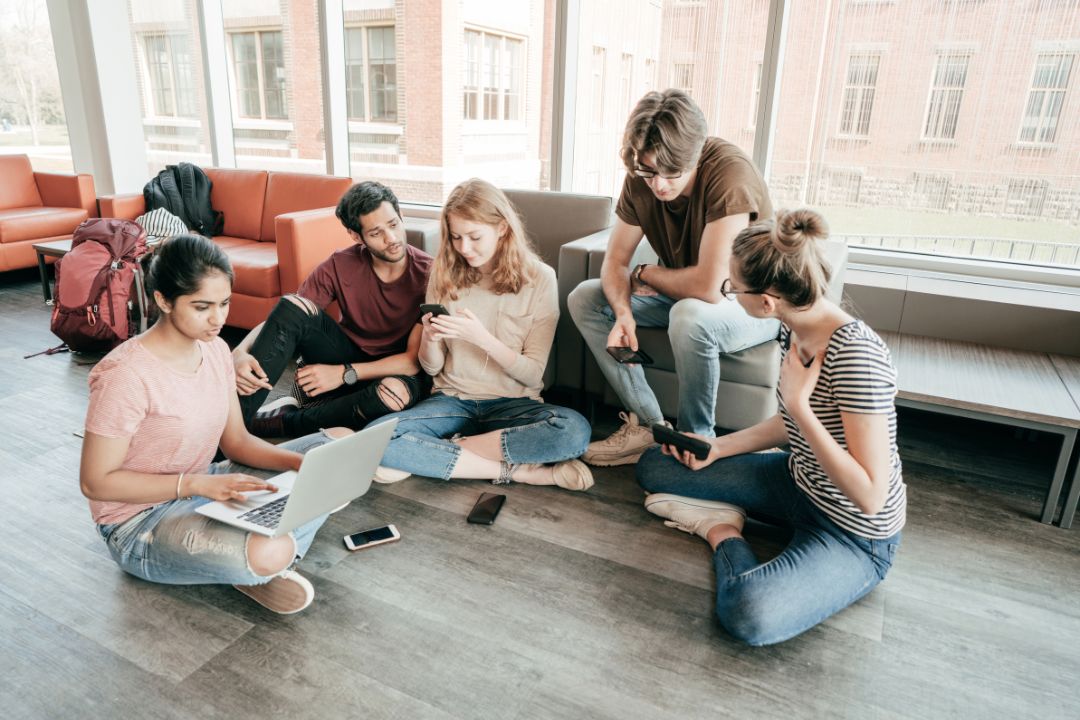 Consejos para hacer amigos en la universidad